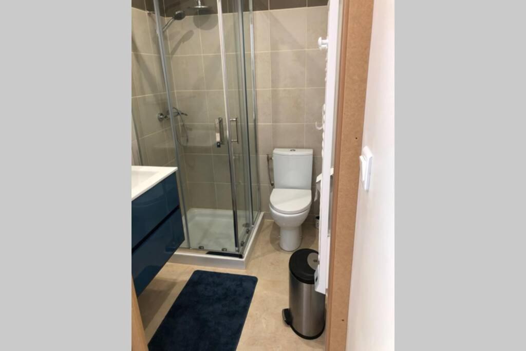 Appartement au calme dans un espace arboré Tourrettes-sur-Loup Esterno foto