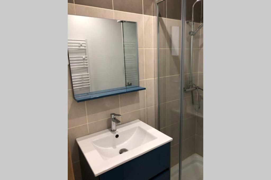 Appartement au calme dans un espace arboré Tourrettes-sur-Loup Esterno foto