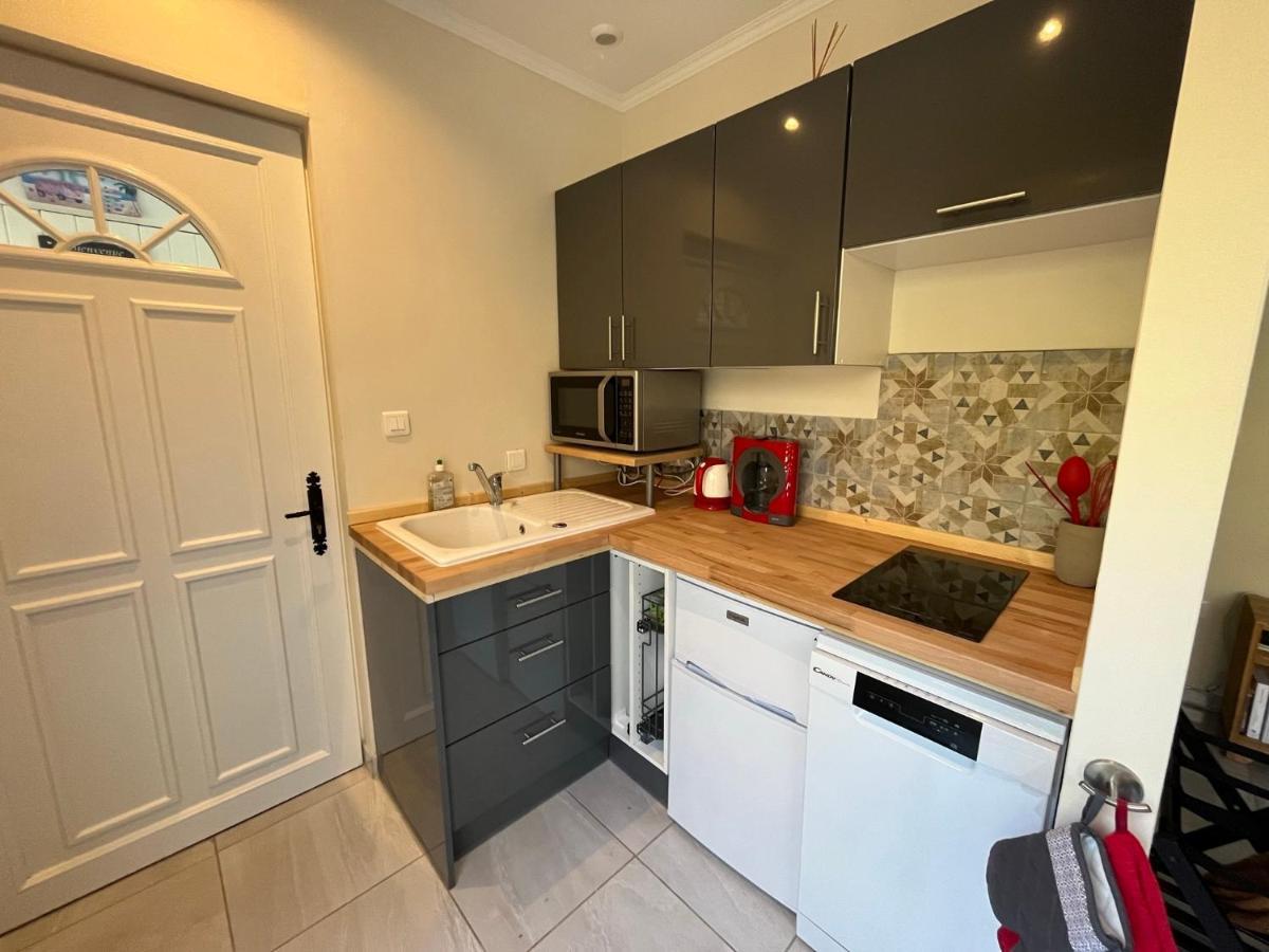 Appartement au calme dans un espace arboré Tourrettes-sur-Loup Esterno foto